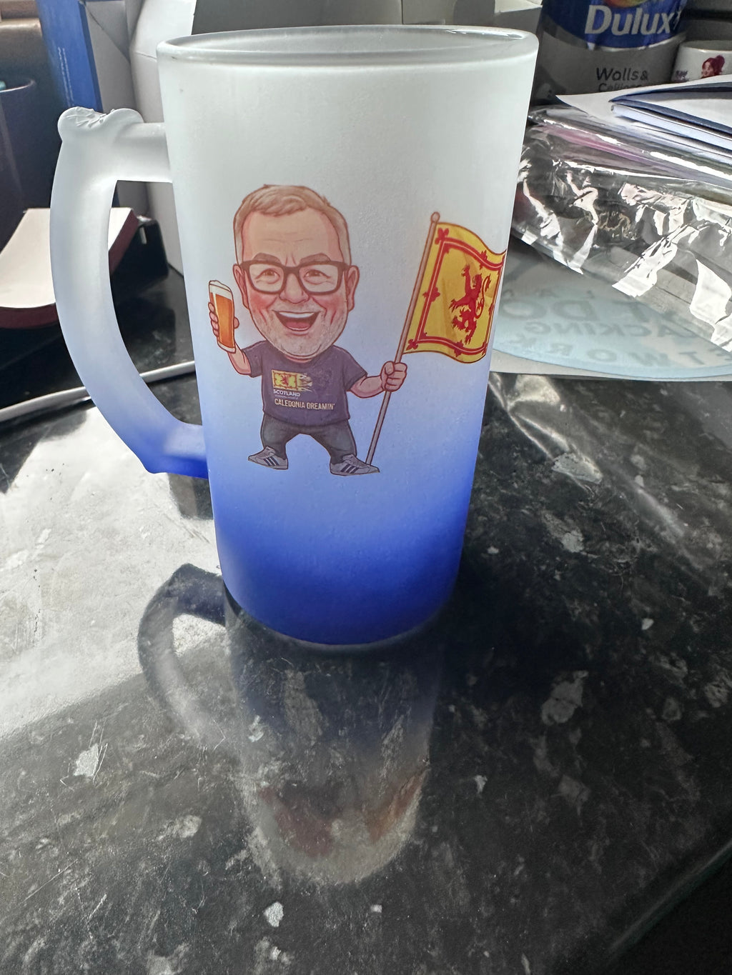 Barware & Drinkware: Personalised Ombré Frosted Tankard – Custom Caricature Edition